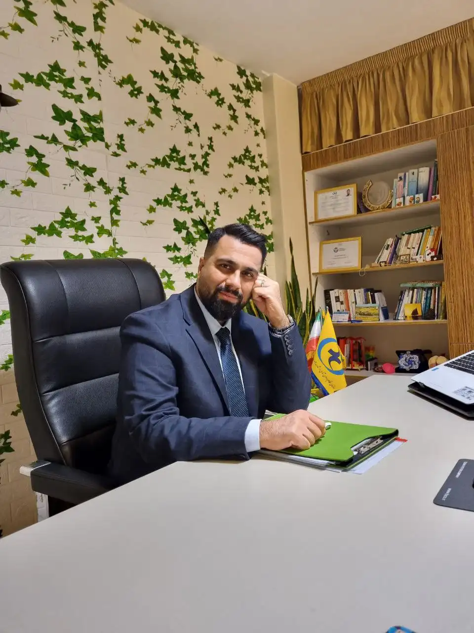 روانشناس های خارج از ایران جواد صادقی آهوئی